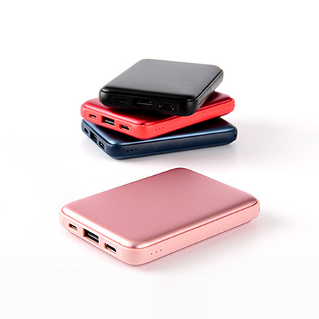 �ִ�Ŭ���� ������ �ճ��� 5000mAh HOT9